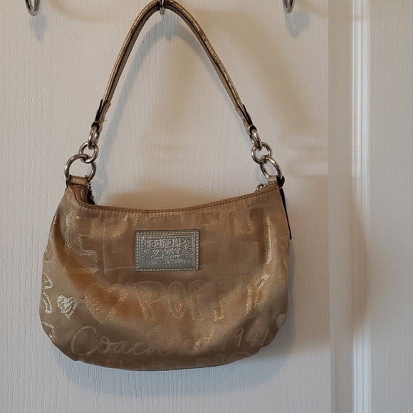 Coach Poppy purse - Picture 4 of 6